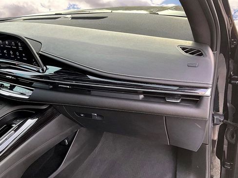 Certified 2021 Cadillac Escalade Sport image 26