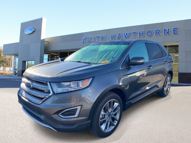 Used 2015 Ford Edge Titanium w/ Equipment Group 301A FWD image 3