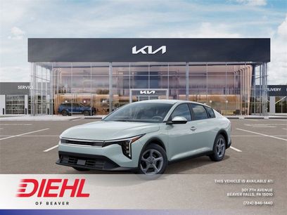 New 2025 Kia K4 LXS