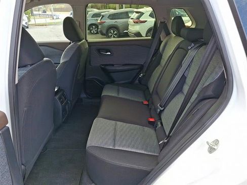 Certified 2023 Nissan Rogue SV image 10