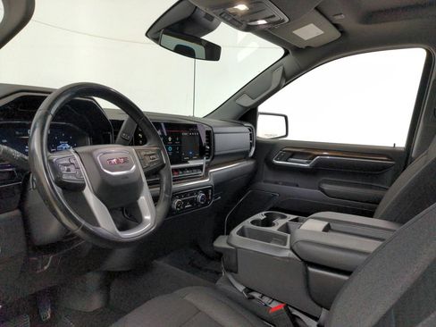Used 2023 GMC Sierra 1500 SLE w/ Enhanced Capability Package AWD/4WD image 16
