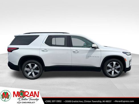 Certified 2023 Chevrolet Traverse LT w/ LT Premium Package AWD/4WD image 8