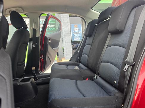 Used 2017 Toyota Yaris iA FWD image 21