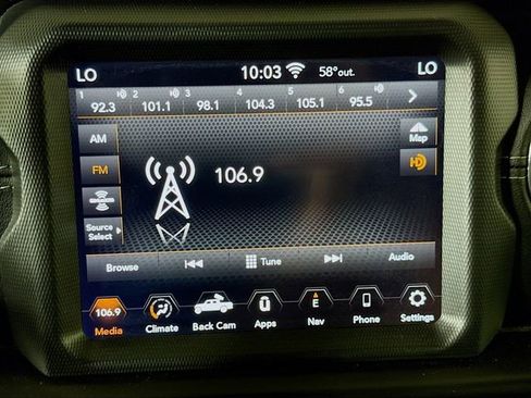 Used 2020 Jeep Gladiator Overland AWD/4WD image 15