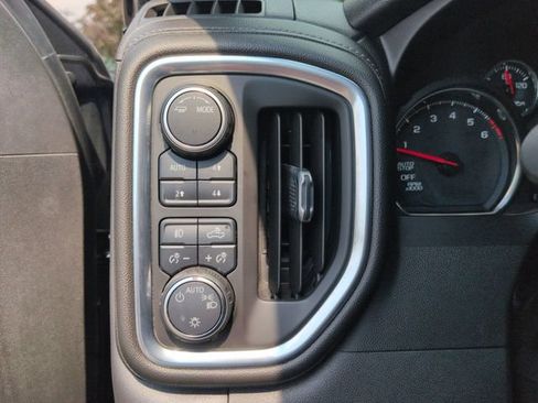 Used 2020 Chevrolet Silverado 1500 RST AWD/4WD image 20