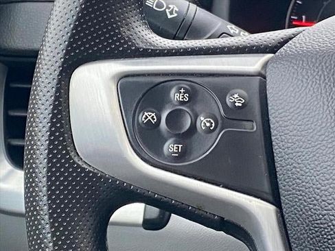 Certified 2024 GMC Terrain SLE w/ Driver Convenience Package image 9