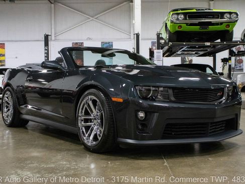 Used 2013 Chevrolet Camaro ZL1 RWD image 11