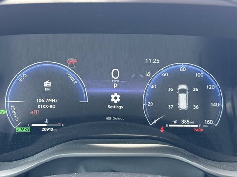 Certified 2025 Toyota Sienna XLE Woodland Edition AWD/4WD image 10