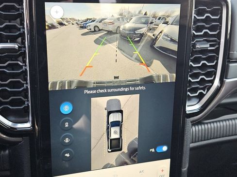 New 2025 Ford Ranger Lariat w/ FX4 Off-Road Package image 9