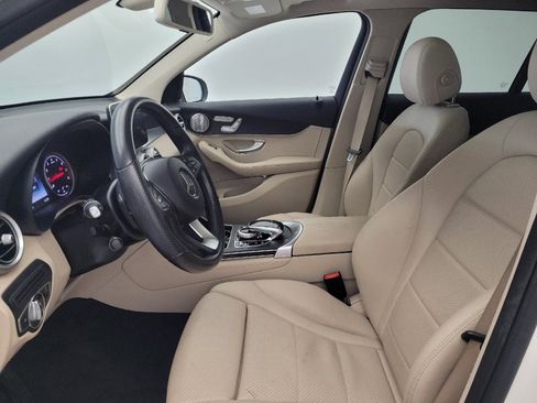 Used 2016 Mercedes-Benz GLC 300 4MATIC image 17