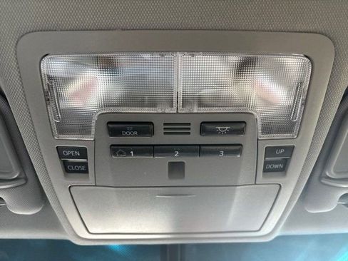 Used 2015 Toyota Camry XLE image 15