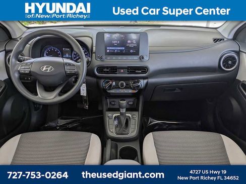 Used 2023 Hyundai Kona SE image 16