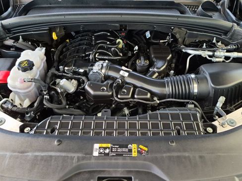 Used 2023 Jeep Grand Cherokee L Limited RWD image 30