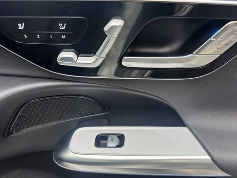 Certified 2025 Mercedes-Benz E 350 4MATIC Sedan image 19