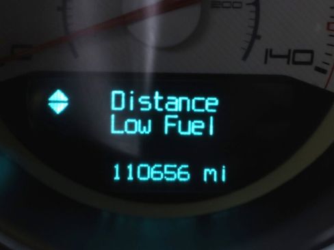 Used 2011 Dodge Challenger SE image 15