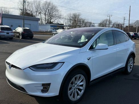Used 2017 Tesla Model X 100D image 7