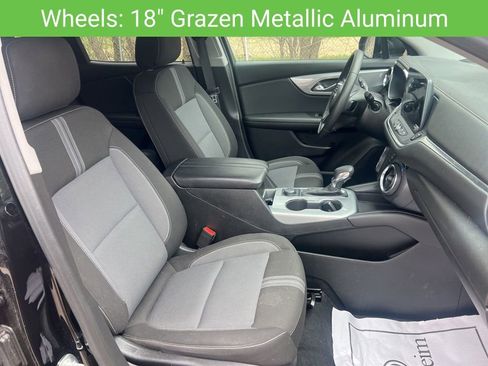Used 2023 Chevrolet Blazer LT image 37