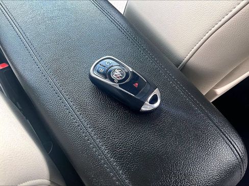 Used 2020 Buick Encore GX Preferred w/ Sport Touring Package FWD image 14