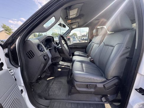 Used 2016 Ford F450 XL w/ Power Equipment Group image 37