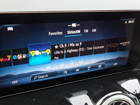 Used 2025 Mercedes-Benz GLA 250 image 20