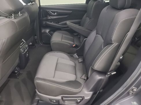 Used 2025 Subaru Ascent Premium AWD/4WD image 21