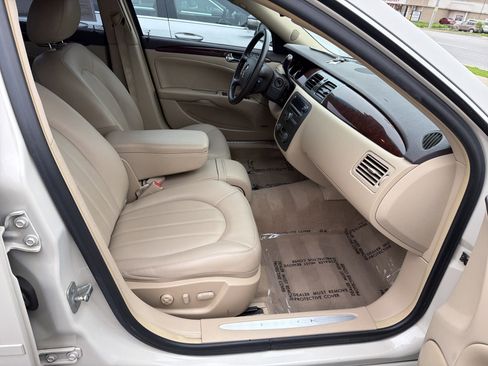 Used 2011 Buick Lucerne CXL FWD image 64