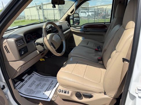 Used 2001 Ford F350 Lariat AWD/4WD image 5