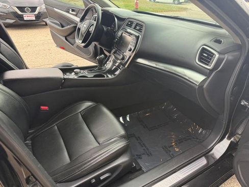 Used 2020 Nissan Maxima 3.5 SV w/ Floor Mat Group image 17