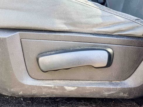 Used 2013 RAM 1500 Classic SLT RWD image 20