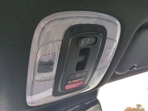 New 2026 Hyundai Elantra Limited image 23