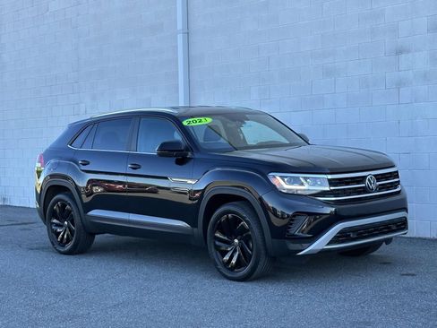 Used 2023 Volkswagen Atlas Cross Sport SE w/ Black Wheel Package AWD/4WD image 7