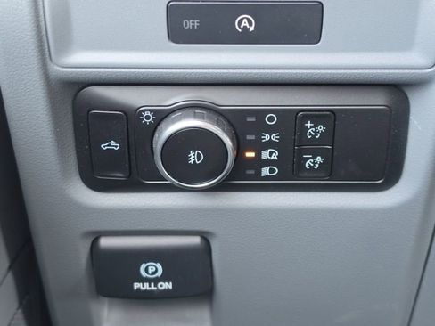 Used 2025 Ford F150 XLT w/ Equipment Group 301A Standard image 12