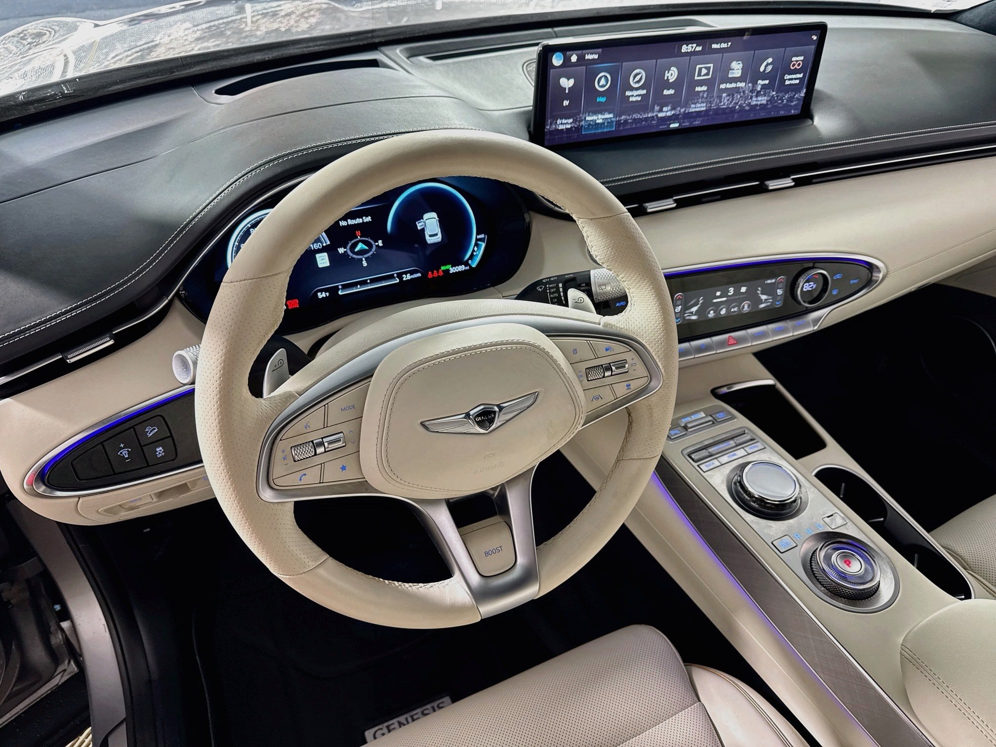 Used 2025 Genesis Electrified GV70 w/ Prestige Package AWD/4WD image 24