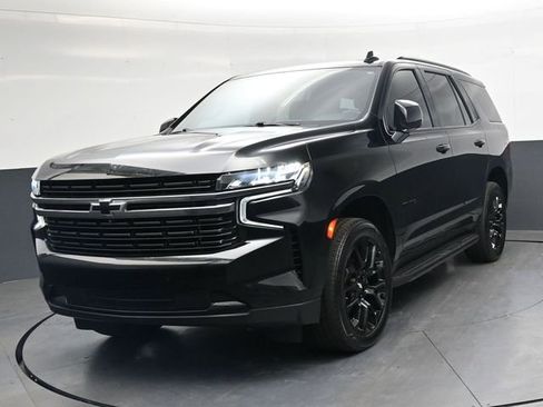 Used 2022 Chevrolet Tahoe RST w/ Luxury Package AWD/4WD image 10
