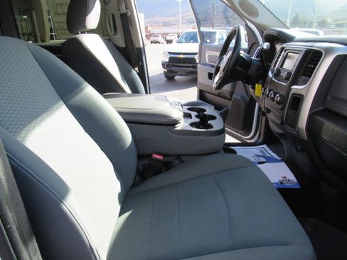 Used 2017 RAM 2500 SLT image 18