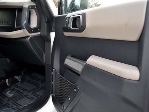 Used 2022 Ford Bronco Wildtrak image 22