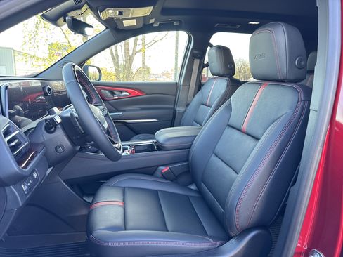 New 2026 Chevrolet Traverse RS image 30