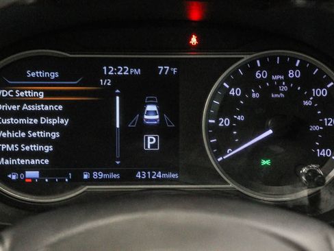 Used 2024 Nissan Versa SV FWD image 21