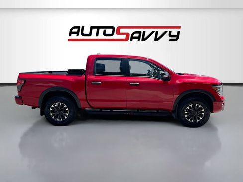 Used 2024 Nissan Titan PRO-4X w/ Pro-4x Convenience Package AWD/4WD image 8