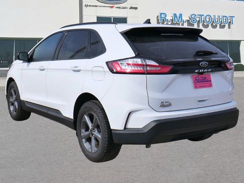 Used 2024 Ford Edge SEL w/ Sport Appearance Package image 5