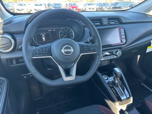 New 2025 Nissan Versa SR w/ Trunk Package image 22