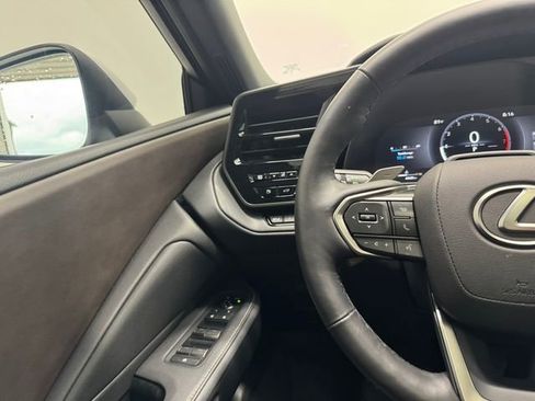 Used 2025 Lexus TX 350 AWD image 22