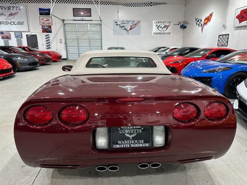 Used 2003 Chevrolet Corvette Convertible w/ Preferred Equipment Group1 image 8
