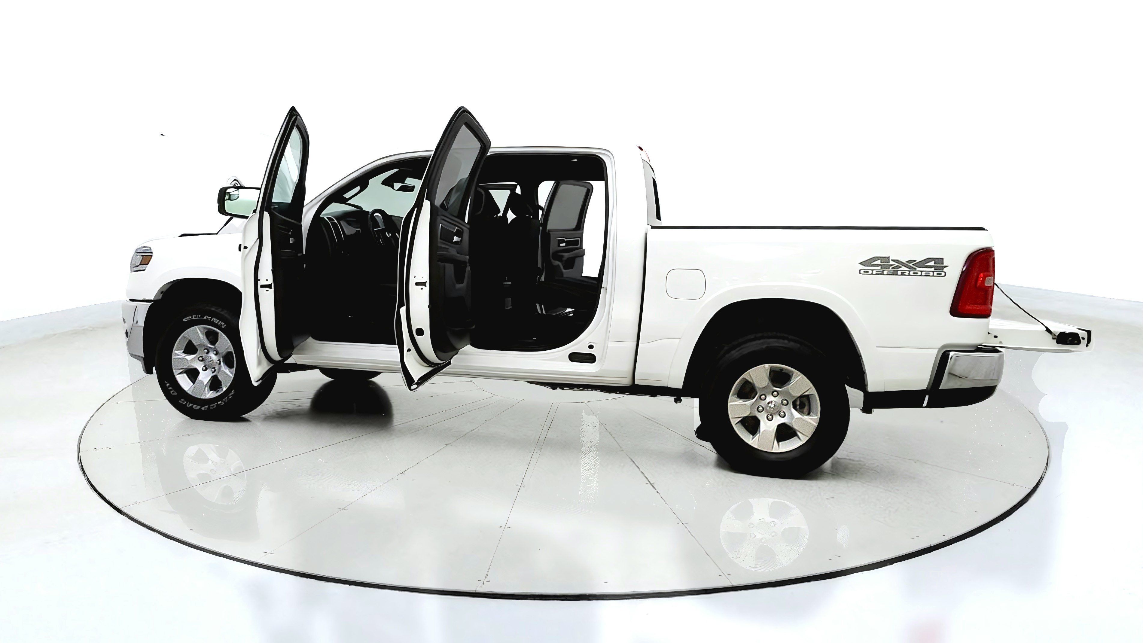 Used 2025 RAM 1500 Big Horn AWD/4WD image 12