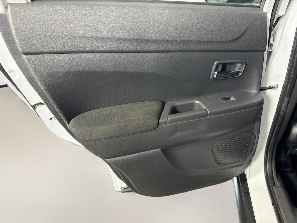 Used 2024 Mitsubishi Outlander Sport AWD image 24