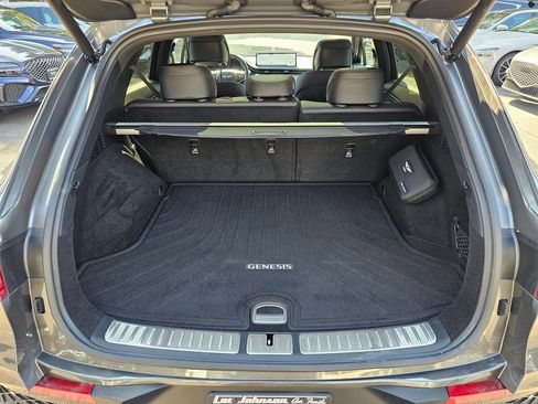 Used 2025 Genesis GV70 3.5T Sport image 24