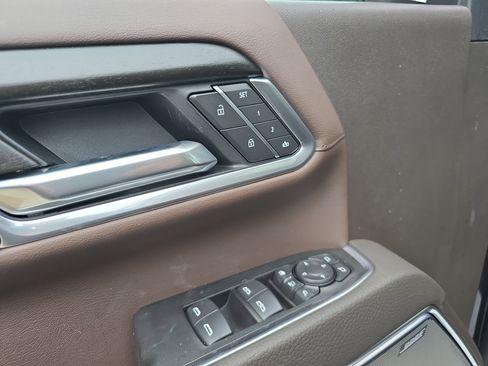 New 2026 GMC Sierra 3500 Denali w/ Denali Reserve Package image 19