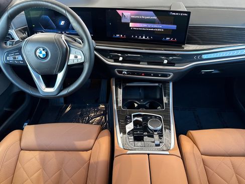 Used 2024 BMW X5 xDrive50e w/ Premium Package AWD/4WD image 17