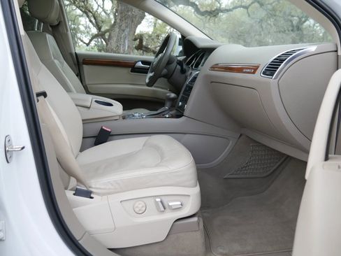 Used 2015 Audi Q7 3.0T Premium Plus w/ Premium Plus Package image 16