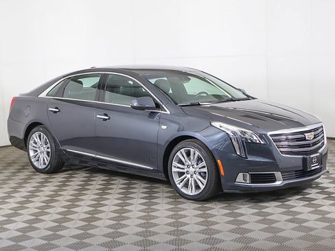 Used 2018 Cadillac XTS Luxury w/ Driver Awareness Package image 61